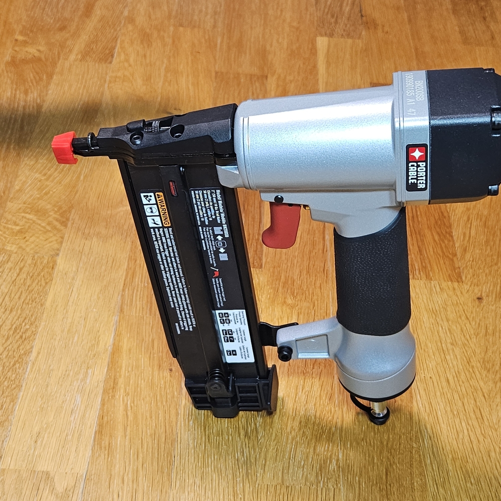 Porter Cable 18 GA Pneumatic Brad Nailer - BN200SB - Picture 13 of 14